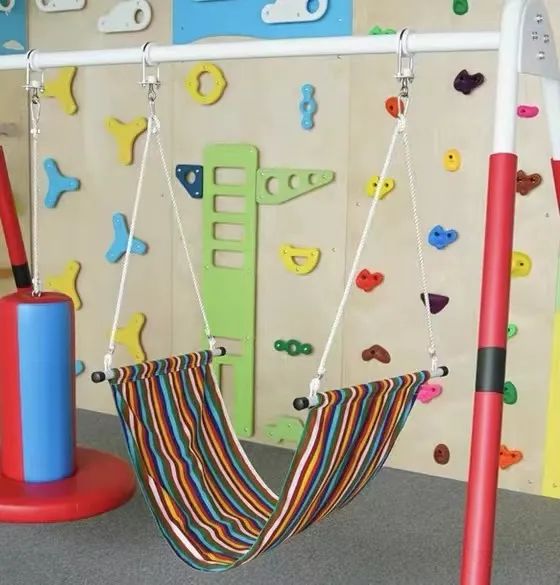 椅子练腿_感统训练坐独角椅_感统训练单腿椅