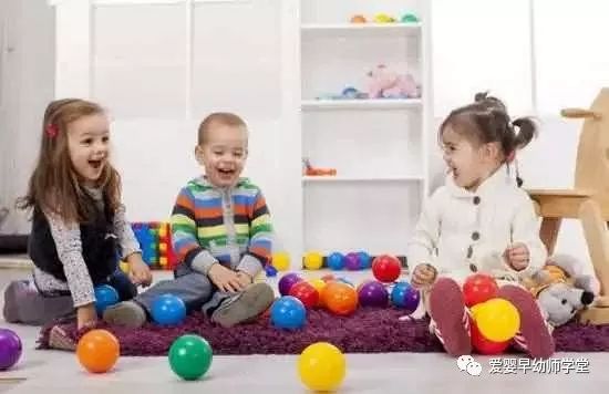 感统课独脚凳的目的_感统训练单腿椅_感统训练坐独角椅