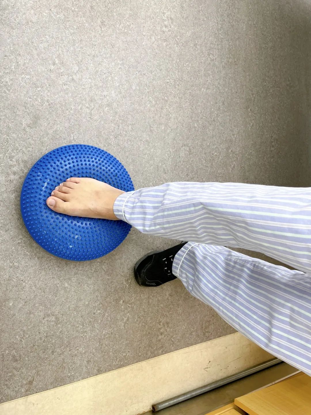 髋关节训练椅_髋关节训练器_髋关节训练椅的用途