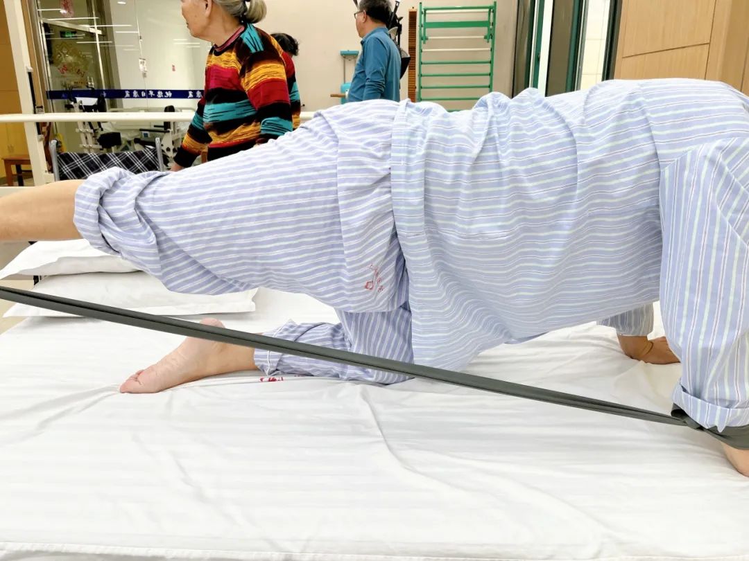 髋关节训练器_髋关节训练椅_髋关节训练椅的用途