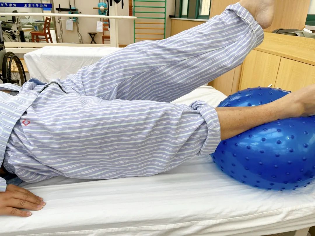 髋关节训练器_髋关节训练椅_髋关节训练椅的用途