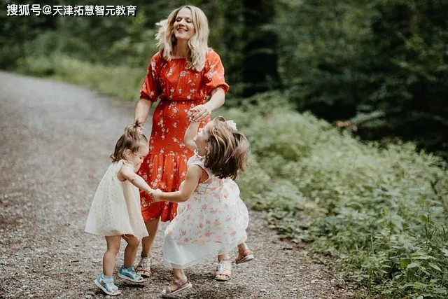 感统训练单脚站立_感统训练单腿椅_感统课独脚凳的目的