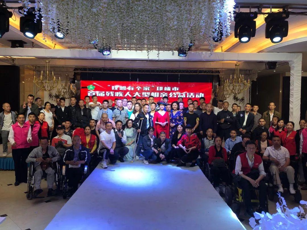 感统训练单腿椅_感统训练单脚站立_椅子练腿