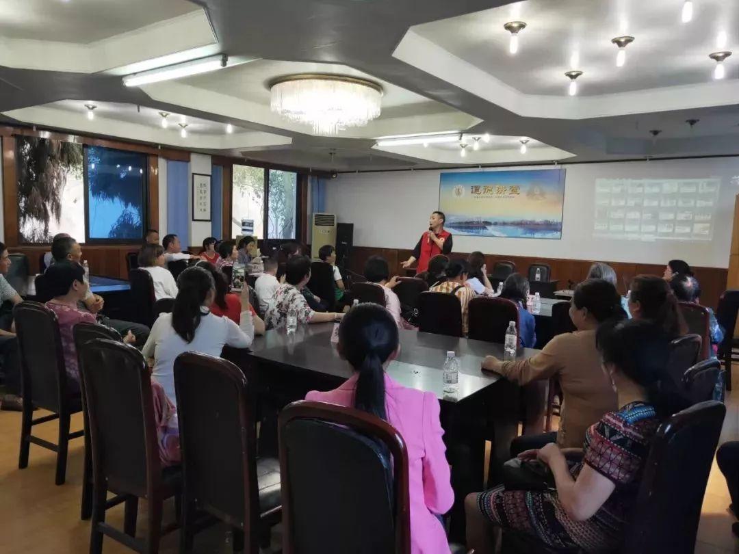 感统训练单腿椅_椅子练腿_感统训练单脚站立