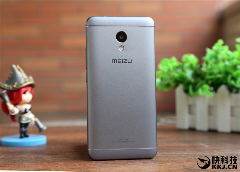 60分钟几乎满血 魅族799颜值新担当魅蓝5s深度体验