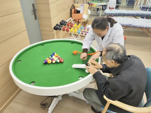 股四头肌训练椅_股四头肌训练椅安装视频_股四头肌训练椅注意事项