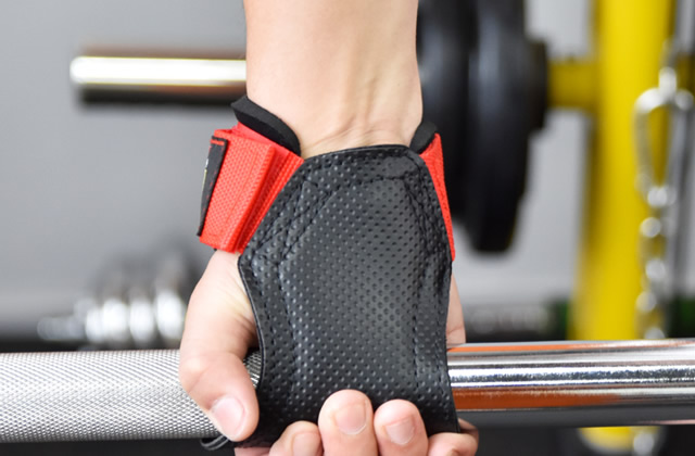 开yunapp体育官网入口下载手机版 助力带和护腕的区别 助力带和健身手套的区别