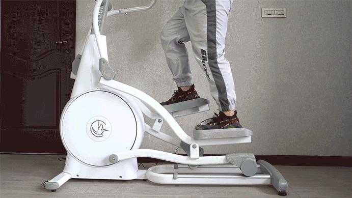 开yun体育官网入口登录体育 椭圆机还是跑步机？哪个更减脂？2023年椭圆机家用推荐，看这一篇就够了！