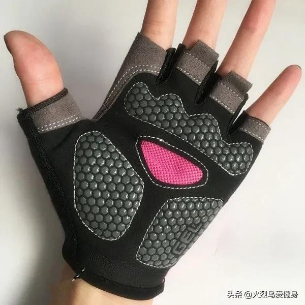 手套健身护腕怎么戴_健身护腕手套_手套健身护腕图片