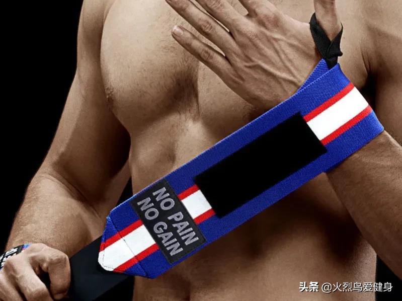 手套健身护腕图片_健身护腕手套_手套健身护腕怎么戴