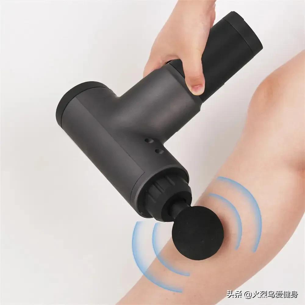 手套健身护腕怎么戴_手套健身护腕图片_健身护腕手套