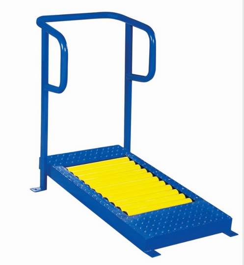 单人站综合训练器使用_单人训练器怎么操作_单人站综合训练器使用方法