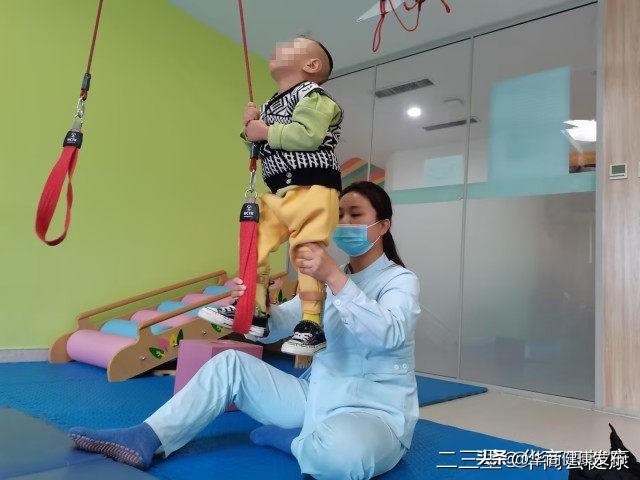 感统课独脚凳的目的_感统训练单腿椅_椅子练腿