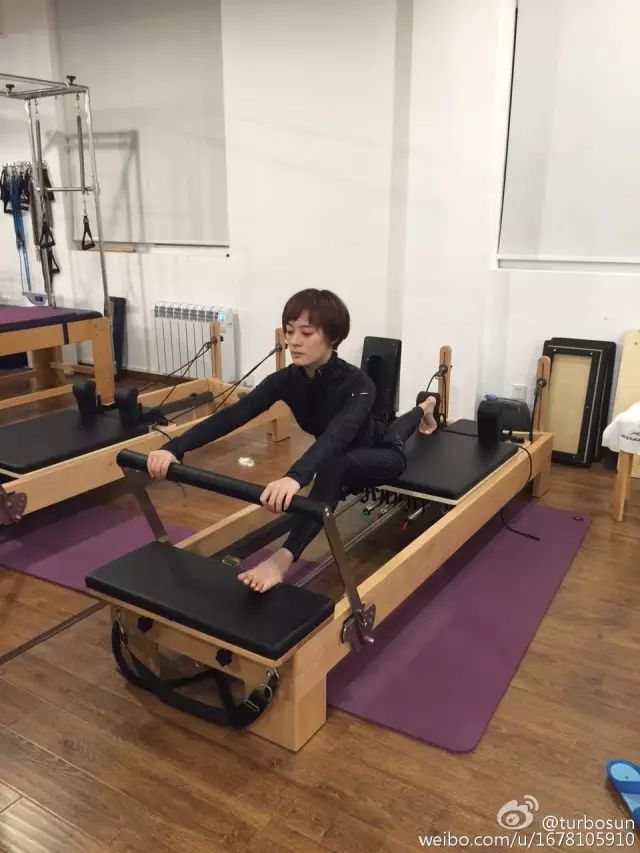 手套健身护腕需要戴多久_健身手套护腕什么牌子好_健身手套需要护腕吗