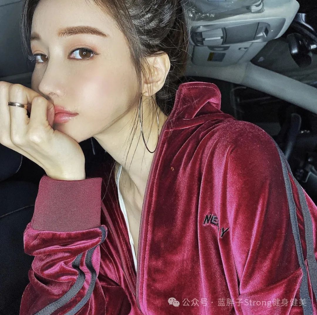 健身手套需要护腕吗_健身手套护腕什么牌子好_手套健身护腕需要戴吗