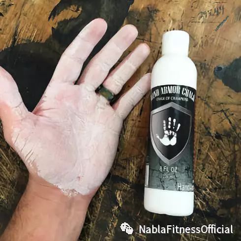 健身手套需要护腕吗_手套健身护腕需要带多久_手套健身护腕需要戴多久