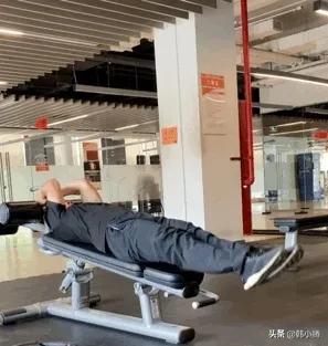 多功能收腹运动机视频_收腹运动机有效果吗_收腹运动机有用吗