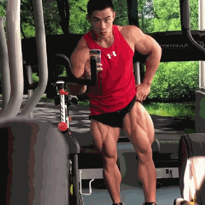 开yun官网入口登录APP下载 强健的大腿肌肉——股四头肌，如何更好的孤立股四头肌的训练？