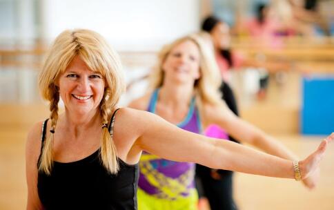 胸肌训练动作大全_锻炼胸大肌最有效的方法_胸肌训练10套最佳动作视频