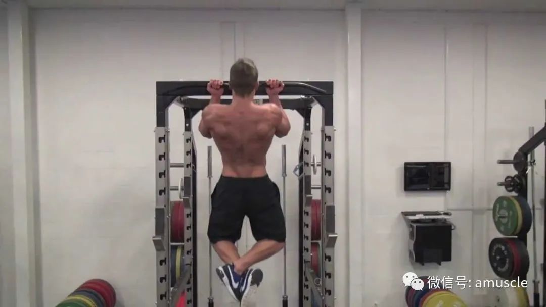 手臂做引体向上伸直就痛_引体手臂不能完全放到_手臂做引体向上疼痛难忍