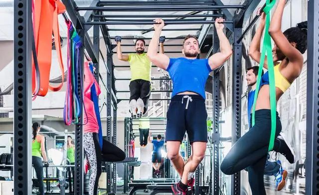 引体练手臂_纯靠手臂引体向上_引体手臂不能完全放到