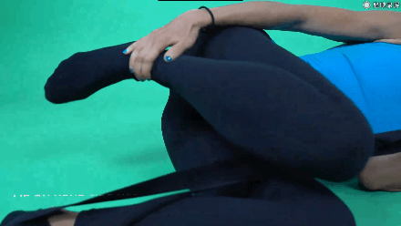 拉伸锻炼完运动要注意什么_锻炼完要怎么拉伸运动_拉伸要运动完立即拉伸吗