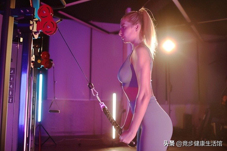 一篇入门!从选购到使用,全方位搞定综合力量训练设备