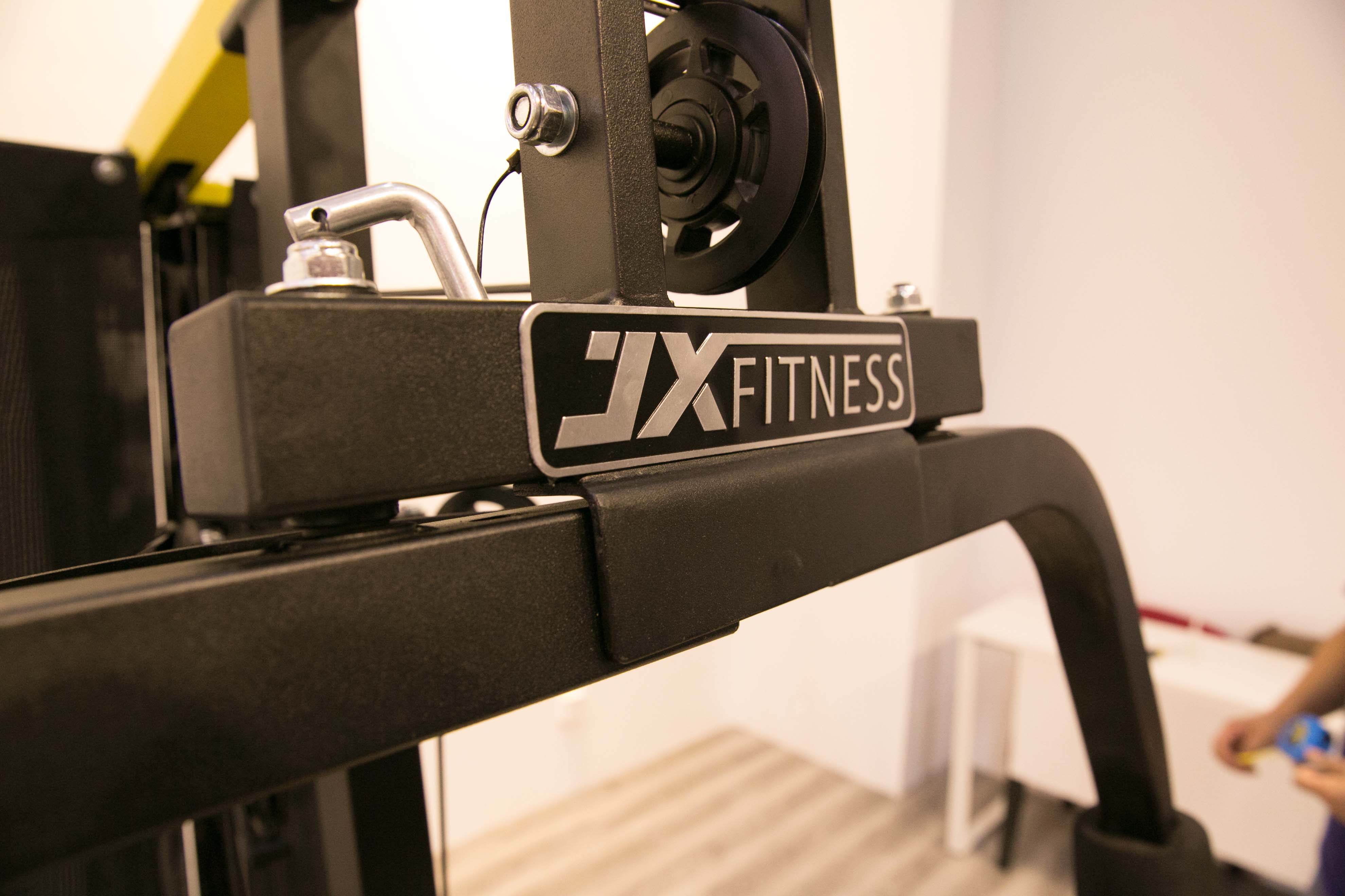 单人训练器材_单人训练器怎么操作_单人综合训练器