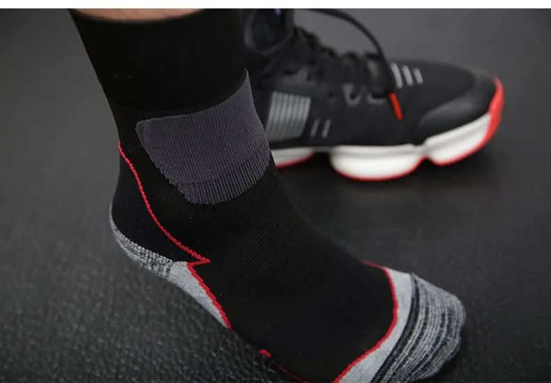 健身手套专业品牌排行榜_好的健身手套_tmt的健身手套好吗好吗