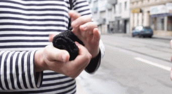 开yun体育官网入口登录app 穿袜子就能跑步 体育黑科技颠覆你的运动观