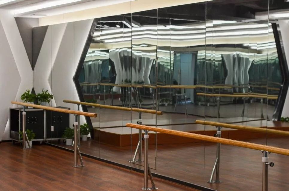 史密斯机综合训练器哪个牌子好_史密斯综合训练器使用方法_综合训练器 史密斯机