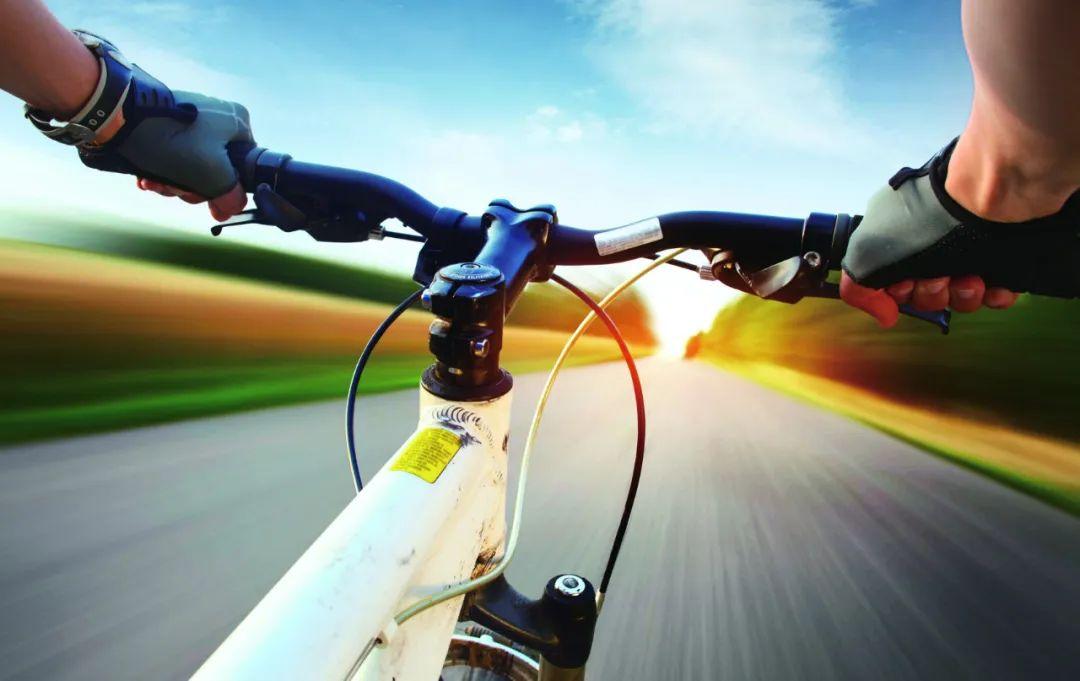 股四头肌训练椅子_股四头肌训练椅安装视频_股四头肌训练椅