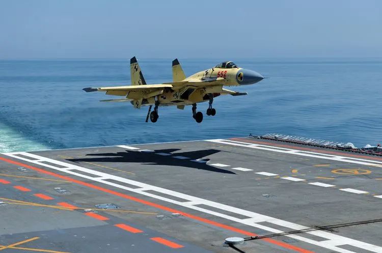 mma综合格斗训练视频_儿童综合能力训练_三站综合训练器