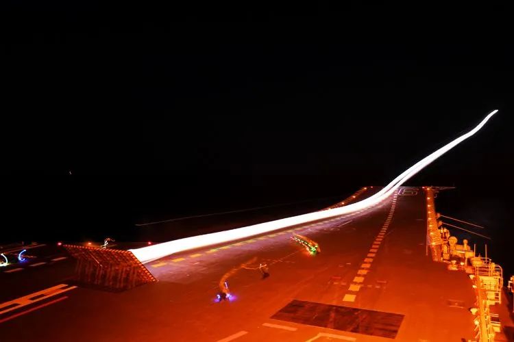 三站综合训练器_mma综合格斗训练视频_儿童综合能力训练