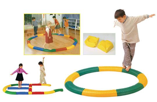 感统训练单脚站立_感统训练单腿椅_椅子练腿