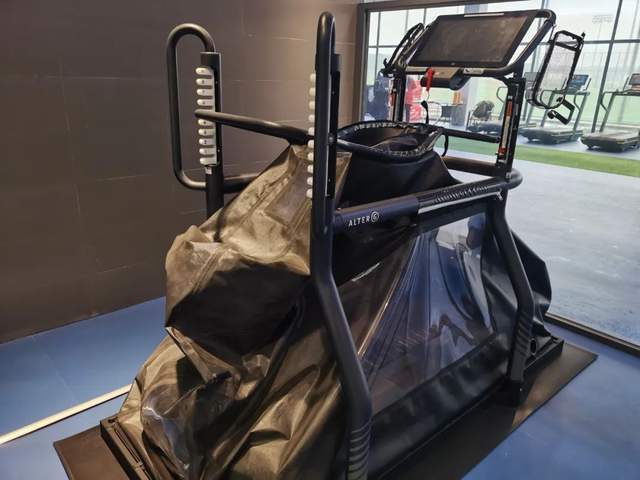 无重力跑步机使用教程_alterg反重力跑步机官网_反重力跑步机多少钱