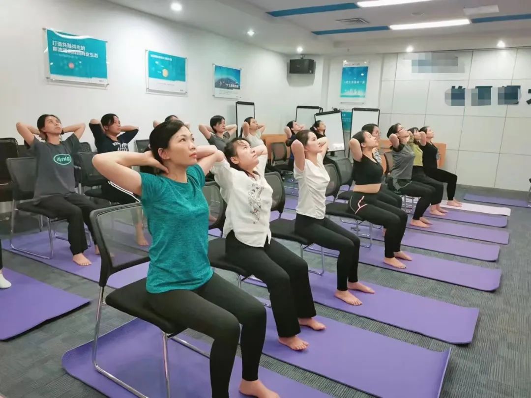 髋关节训练椅说明书_髋关节训练椅_髋关节训练器的适应症