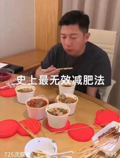 健身戴不戴手套_戴手套健身的坏处_戴手套健身的好处