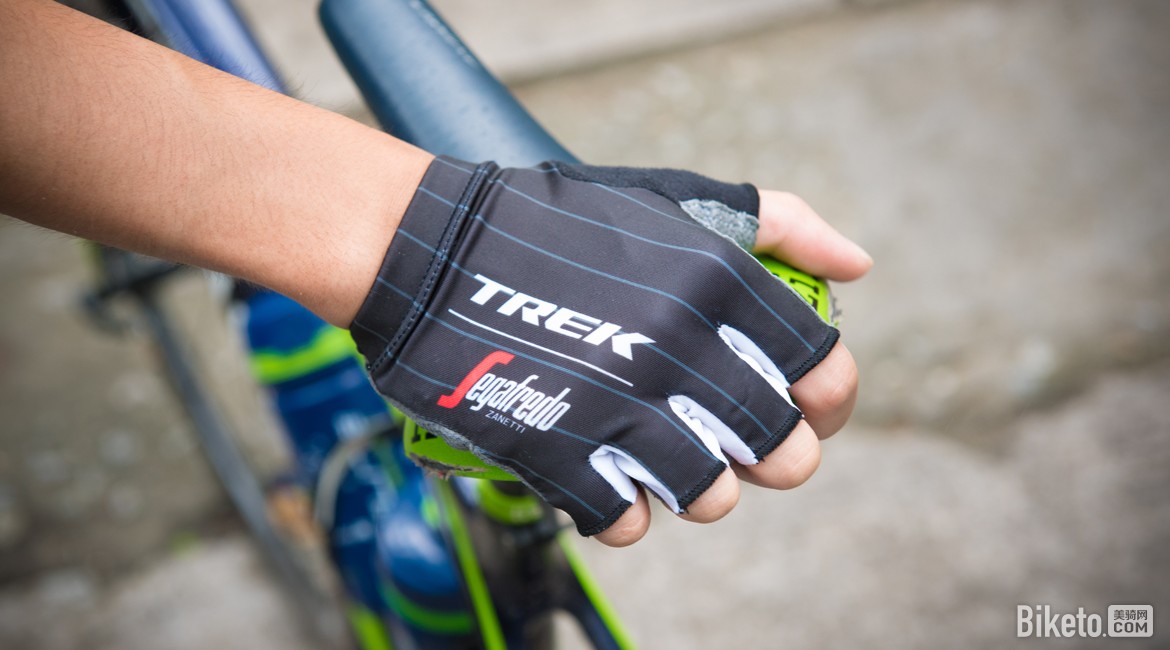 夏天骑行半指手套_Bontrager Trek-Segafredo RSL Glove_健身手套半指