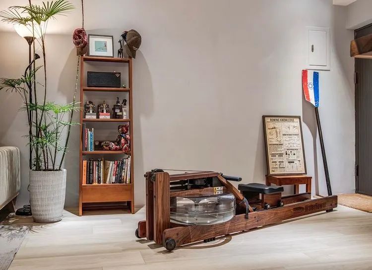 飞鸟训练器使用图解_大飞鸟综合训练器_飞鸟训练器训练哪个部位