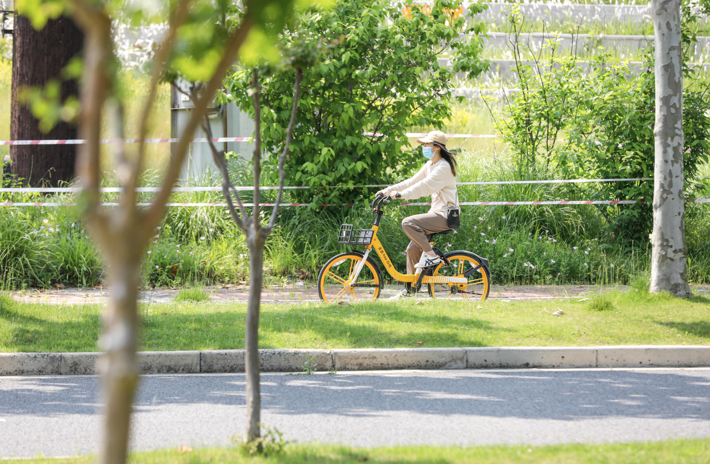 骑行手套和健身手套_新手骑行装备推荐_骑行春天快乐体验