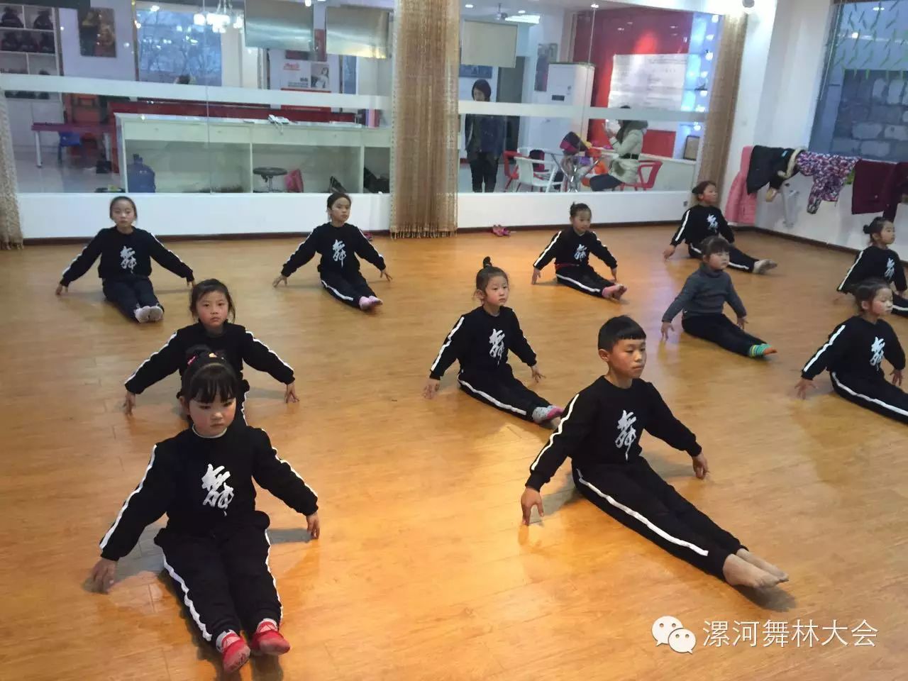 东方卫视舞林大会康康_东方卫视舞蹈_东方卫视春晚舞蹈