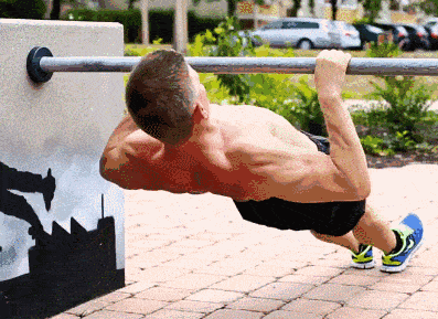 正握引体向上训练方法_健身训练手套_引体向上肌群训练