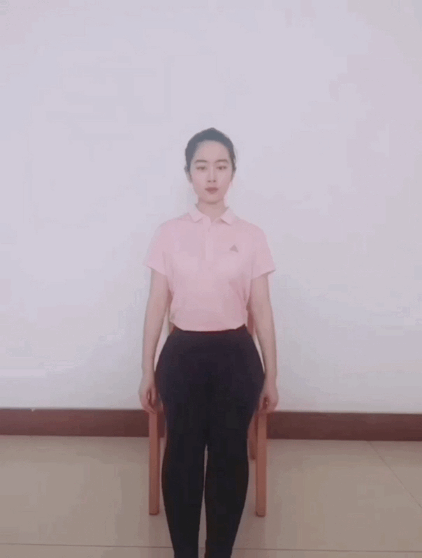 老年人居家简单运动教程_老年人健身体操视频_居家老年人运动教学