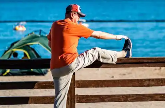 股四头肌训练椅安装视频_股四头肌训练椅注意事项_股四头肌训练椅