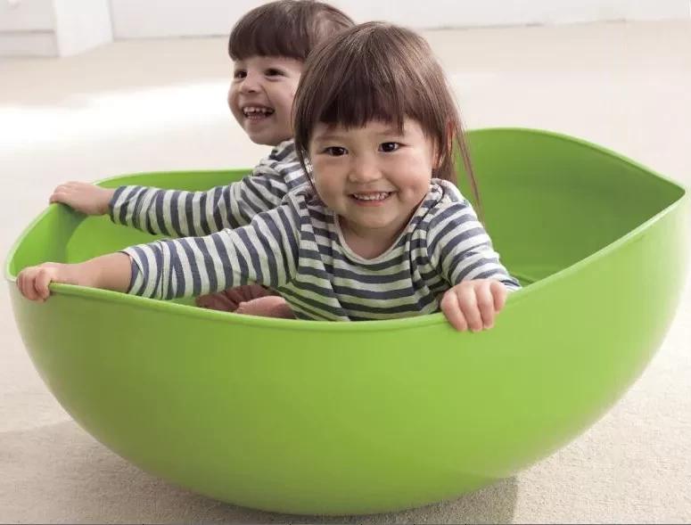 椅子练腿_椅子体能训练_感统训练单腿椅