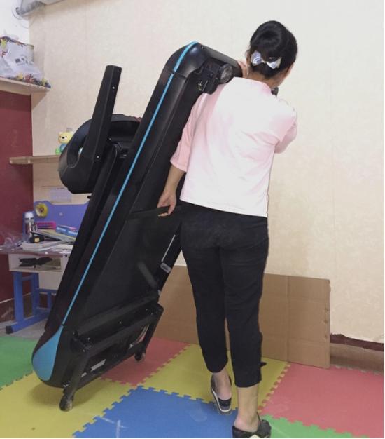 开yun体育app官方下载入口 汇强i8跑步机评测：全折叠设计轻松收纳 酷炫时尚