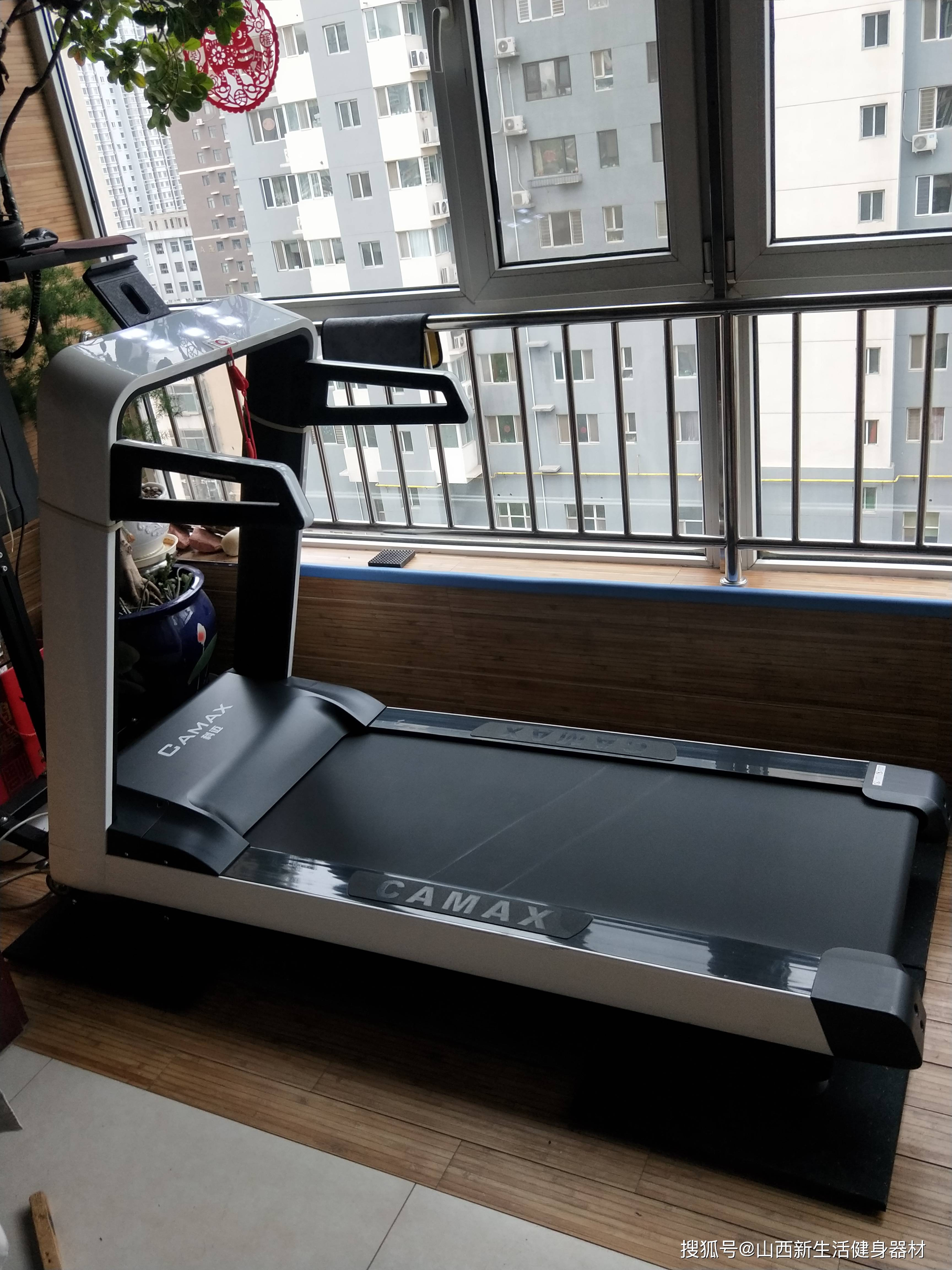 网上买什么牌子跑步机好？_性价比高的跑步机品牌_高端跑步机品牌