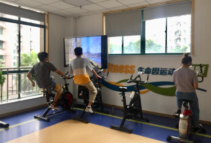 杭州跑步机什么牌子售后好的_浙江百姓健身房建设_杭州东新园社区百姓健身房