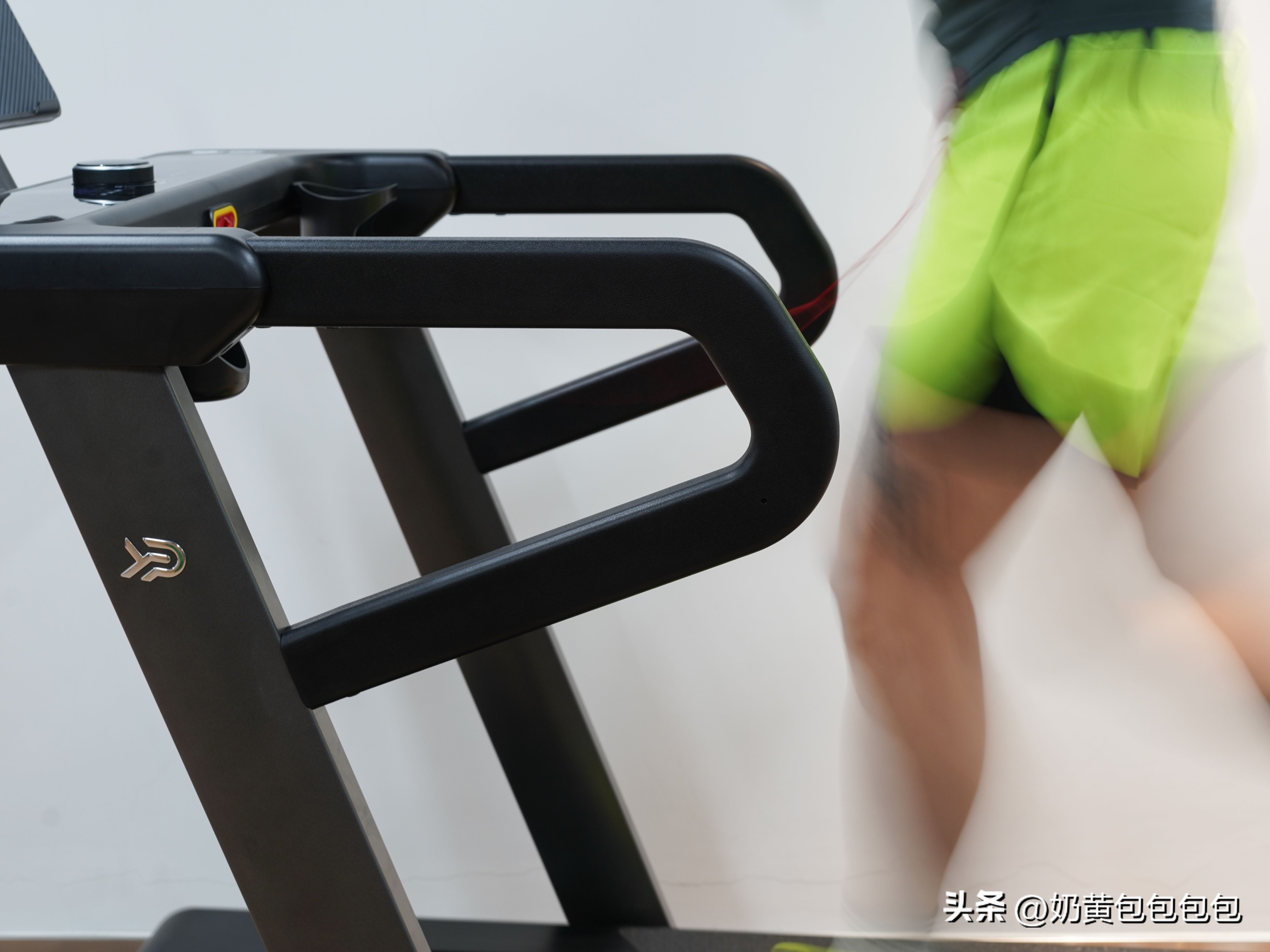 跑步机坡度调节_家用跑步机什么牌子的好_易跑M5Ultra测评